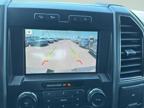 Used 2018 Ford F150 XLT w/ Equipment Group 302A Luxury AWD/4WD image 15