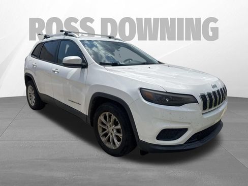 Used 2020 Jeep Cherokee Latitude FWD image 3