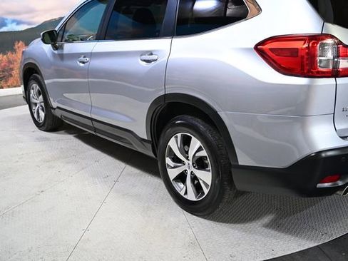 Used 2022 Subaru Ascent Premium w/ Convenience Package image 8