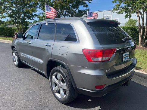 Used 2012 Jeep Grand Cherokee Overland w/ Trailer Tow Group IV image 6