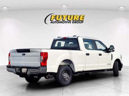 Used 2022 Ford F250 XL w/ Power Equipment Group image 4