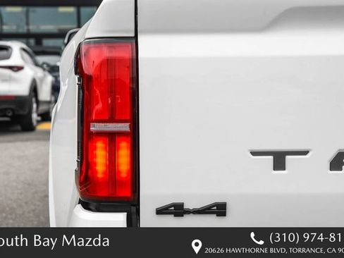 Used 2025 Toyota Tacoma SR5 AWD/4WD image 9