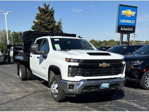Used 2024 Chevrolet Silverado 3500 W/T w/ WT Convenience Package AWD/4WD image 1