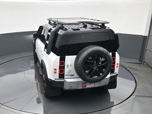 Used 2020 Land Rover Defender 110 HSE image 32