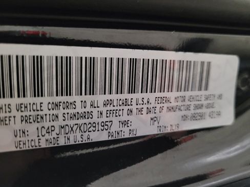 Used 2019 Jeep Cherokee Limited image 33