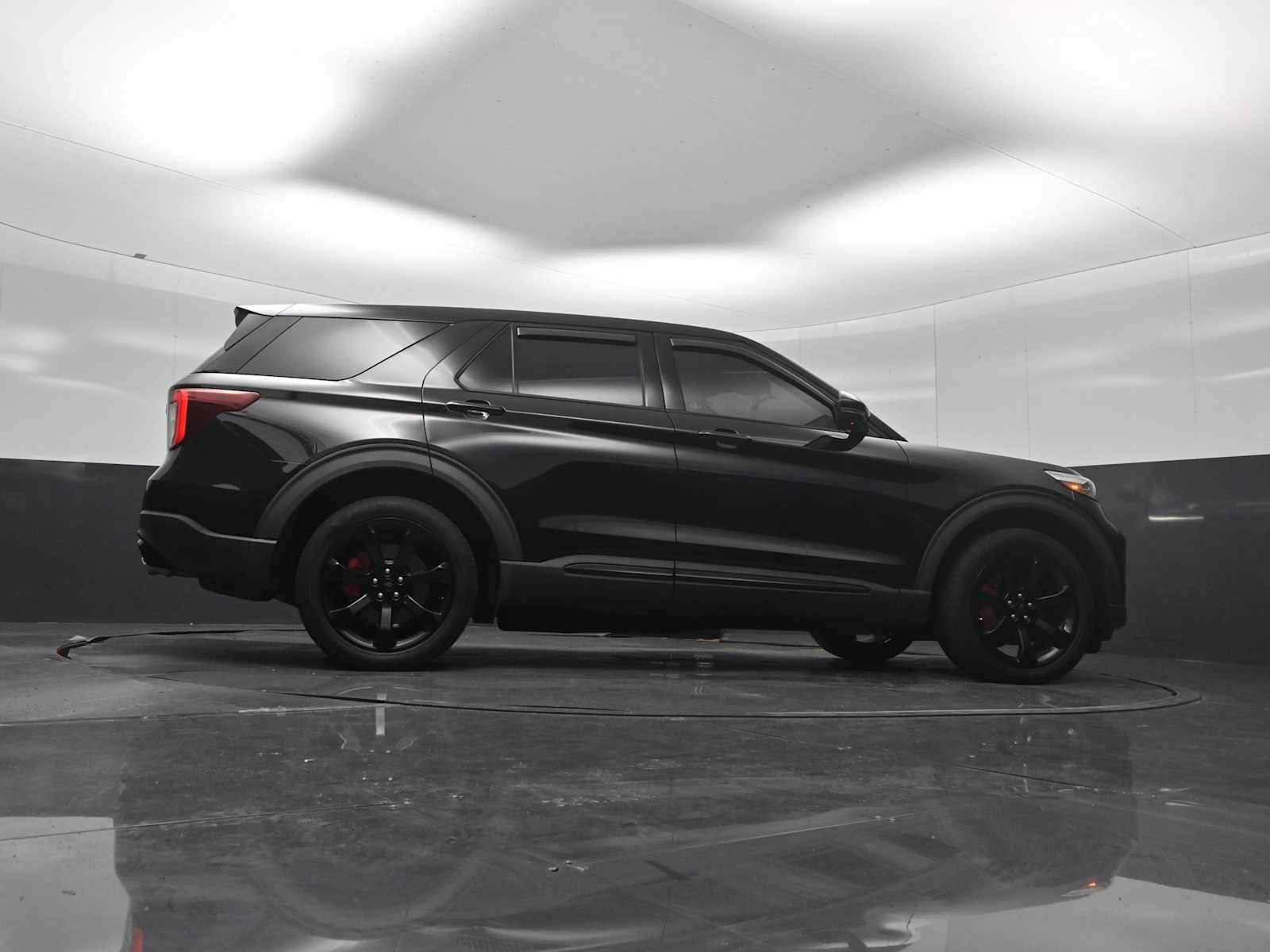 Used 2021 Ford Explorer ST w/ Equipment Group 401A AWD/4WD image 31