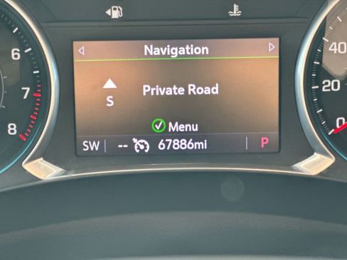 Used 2020 Chevrolet Traverse Premier FWD image 12