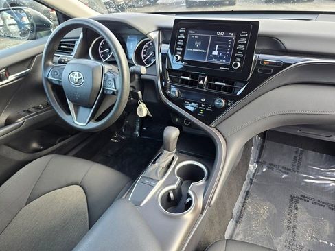 Used 2023 Toyota Camry LE FWD image 11