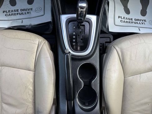 Used 2013 Chrysler 200 Limited FWD image 21