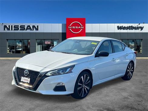 Used 2022 Nissan Altima 2.5 SR image 4