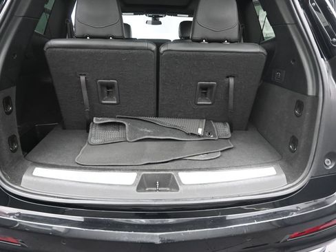 Used 2023 Cadillac XT6 Luxury FWD image 19