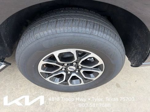 Used 2023 Ford Expedition Max XLT AWD/4WD image 7