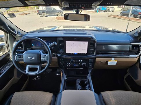 New 2026 Ford F250 Lariat w/ Lariat Premium Package image 13