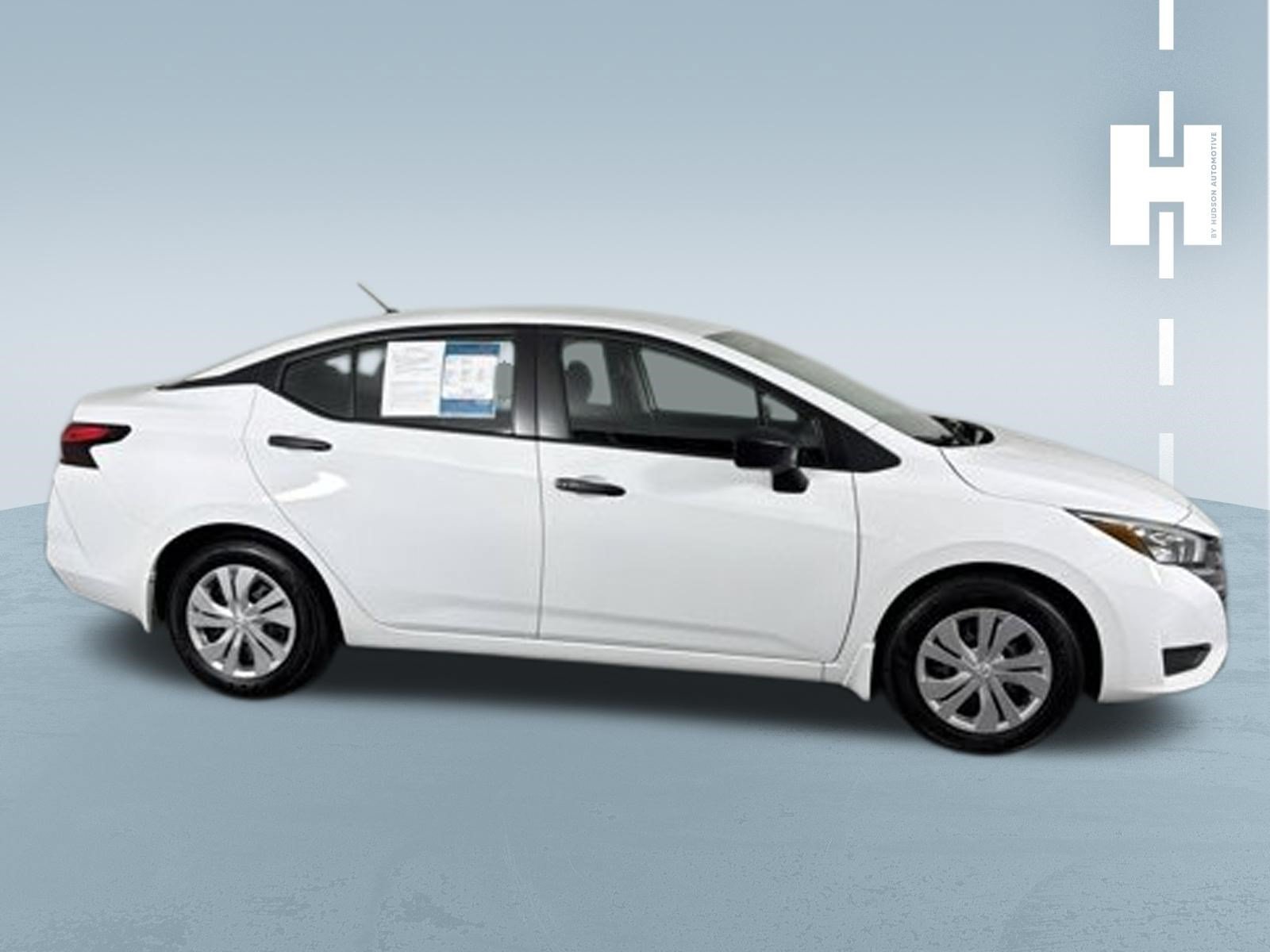 Used 2025 Nissan Versa S w/ Trunk Package FWD image 4