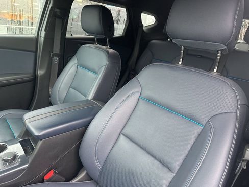 Used 2023 Chevrolet Blazer RS w/ Enhanced Convenience Package image 12