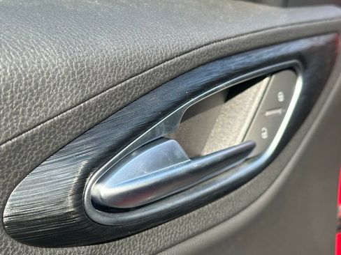 Used 2024 Alfa Romeo Giulia Sprint RWD image 10