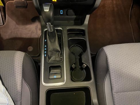 Used 2017 Ford Escape SE AWD/4WD image 20