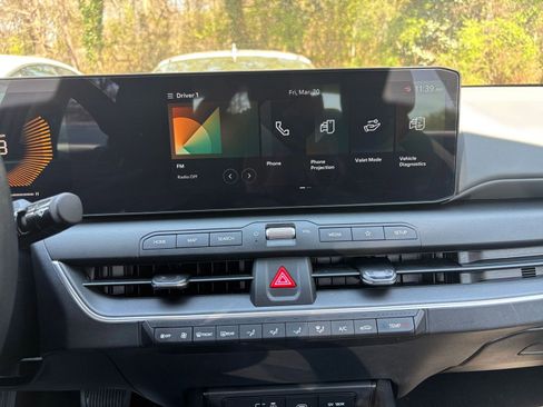 Used 2025 Kia K4 LXS image 17