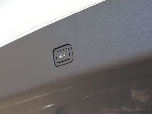 Certified 2023 Chevrolet Traverse RS w/ LPO, Floor Liner Package image 55