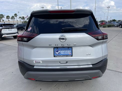 Certified 2021 Nissan Rogue SV image 4
