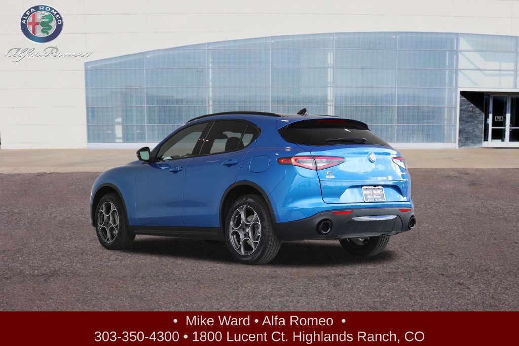 New 2025 Alfa Romeo Stelvio Sprint AWD/4WD image 3