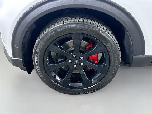 Used 2020 Ford Explorer ST w/ ST Street Pack image 8