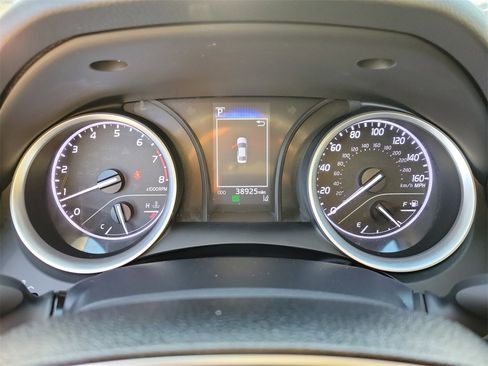 Used 2023 Toyota Camry LE image 21