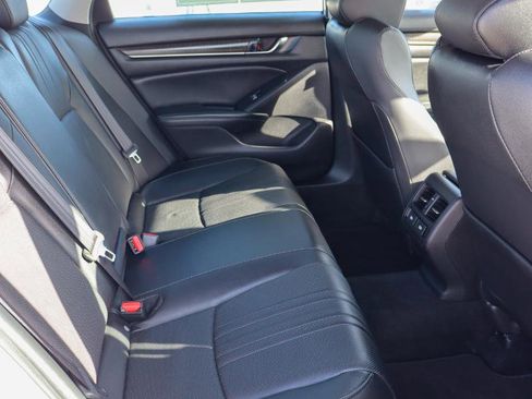 Used 2021 Honda Accord EX-L image 13