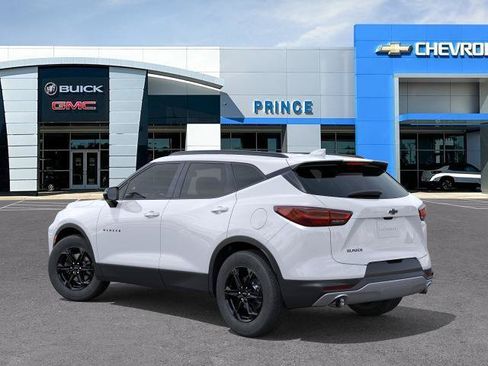 New 2026 Chevrolet Blazer LT w/ Sound & Technology Package FWD image 27