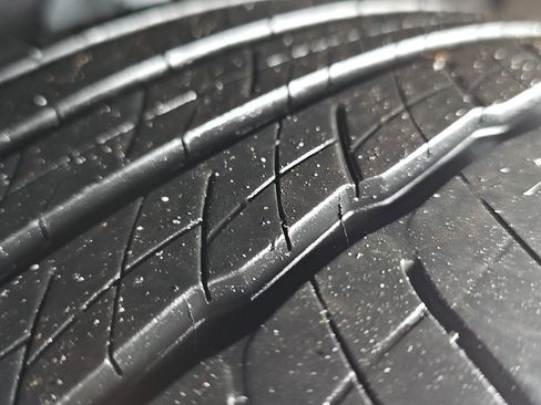 Used 2024 Cadillac XT6 Premium Luxury w/ LPO, Floor Liner Package image 11