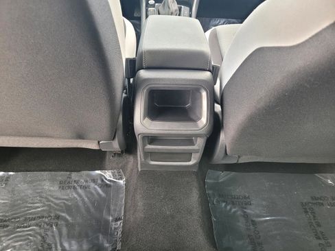 Used 2024 Volkswagen Taos S image 19