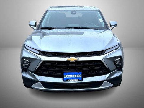 Certified 2025 Chevrolet Blazer LT AWD/4WD image 2