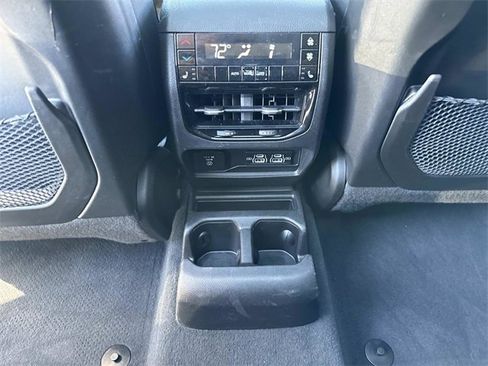 Used 2023 Jeep Grand Cherokee L Limited w/ Trailer Tow Group (B) image 25