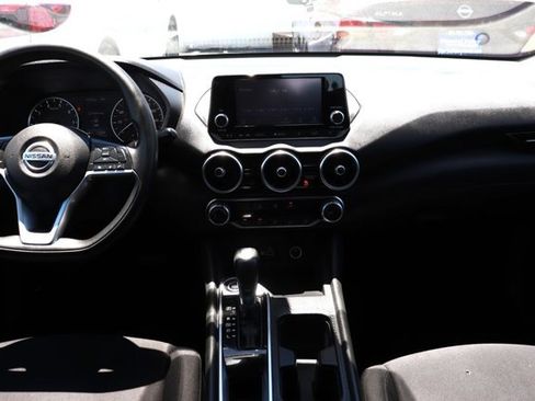 Used 2020 Nissan Sentra S FWD image 13