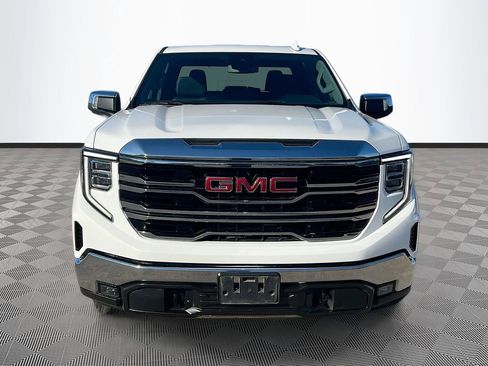 Used 2025 GMC Sierra 1500 SLT image 2