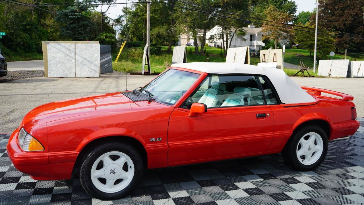 Used 1992 Ford Mustang LX RWD image 19