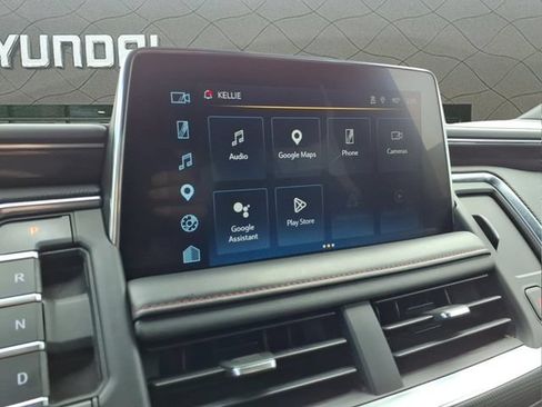 Used 2022 Chevrolet Suburban RST w/ Luxury Package AWD/4WD image 22
