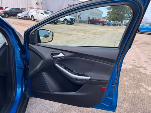 Used 2012 Ford Focus SE image 28