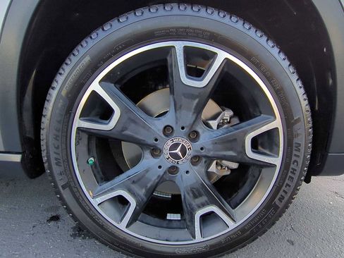 Used 2018 Mercedes-Benz GLA 250 4MATIC image 29