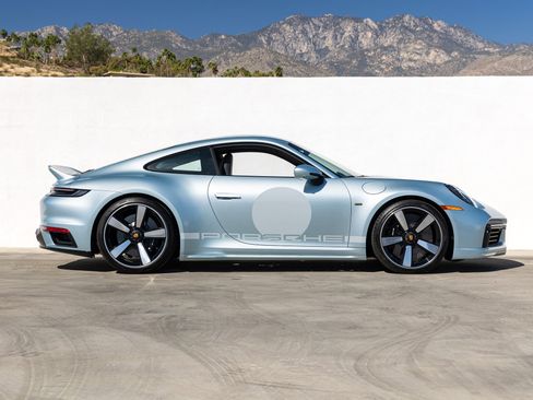 Certified 2023 Porsche 911 Sport Classic RWD image 8