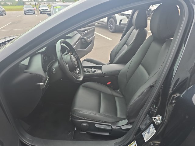 Used 2022 MAZDA MAZDA3 s FWD image 12
