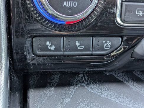 Used 2022 GMC Yukon Denali AWD/4WD image 29