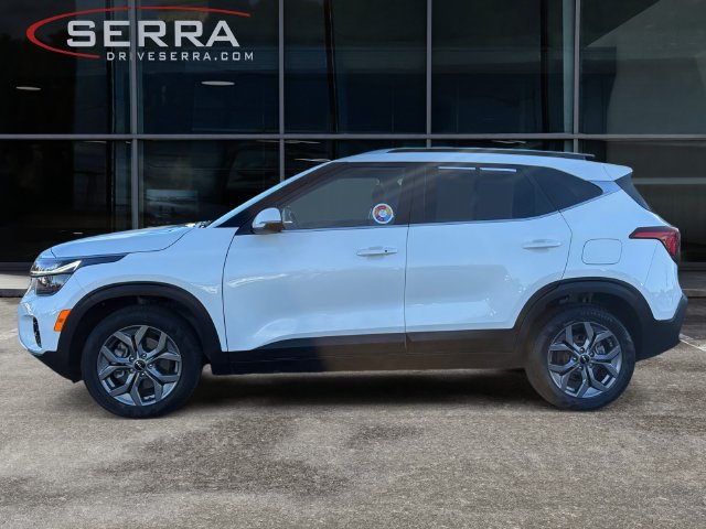 Certified 2024 Kia Seltos S AWD/4WD image 2