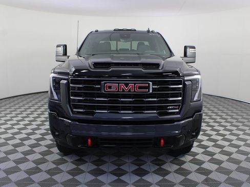 New 2026 GMC Sierra 2500 AT4 w/ AT4 Premium Plus Package AWD/4WD image 32