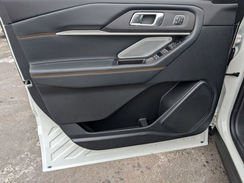 New 2026 Ford Explorer Tremor w/ Tremor Ultimate Package AWD/4WD image 23