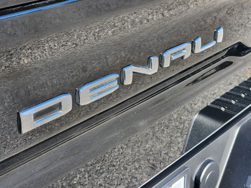 Certified 2021 GMC Sierra 1500 Denali w/ Denali Ultimate Package image 10