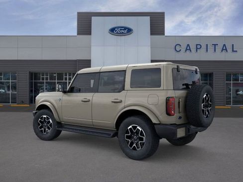 New 2025 Ford Bronco Outer Banks image 4