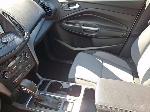Used 2019 Ford Escape SE AWD/4WD image 32