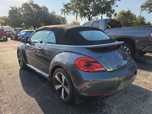 Used 2013 Volkswagen Beetle 2.0T FWD image 5