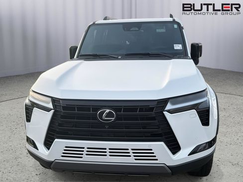 Used 2025 Lexus GX 550 AWD/4WD image 4